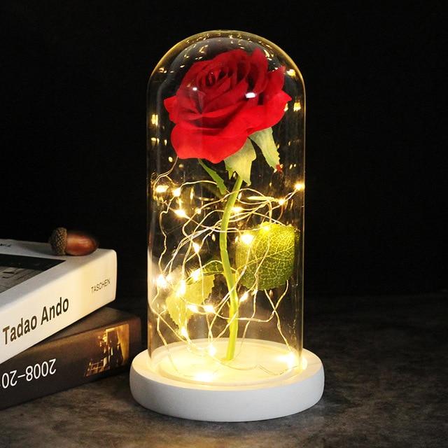 Rose éternelle sous cloche
